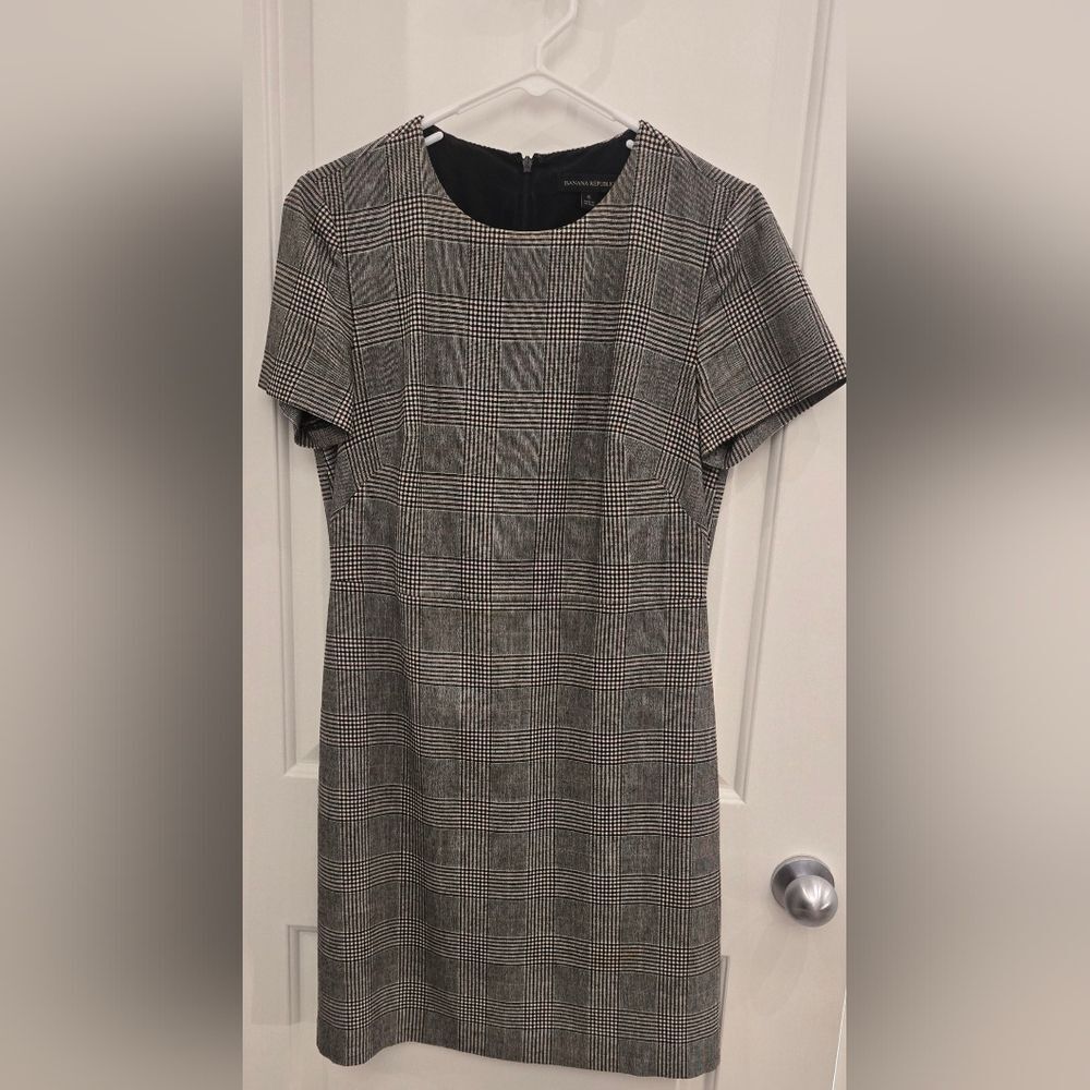 Banana Republic plaid dress Size 6